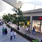 ویاپورت اوت لت سنتر (Viaport Outlet Center)